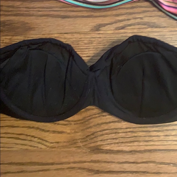 Bundle of push-up strapless tops - Picture 3 of 5